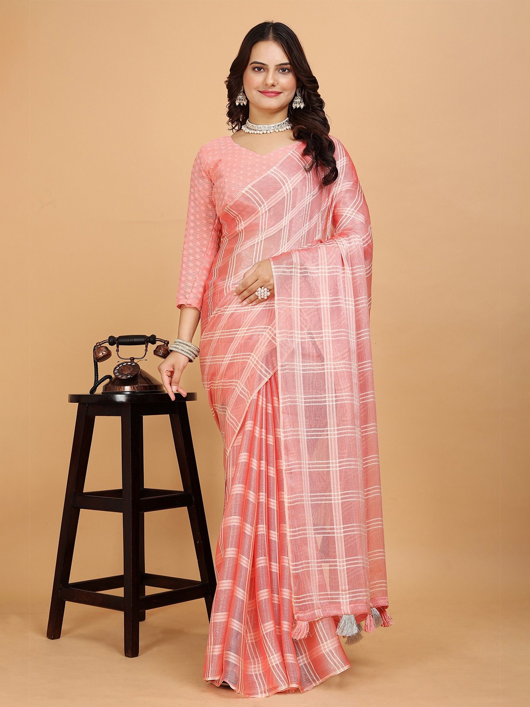 K 5 Fashion Checked Pure Chiffon Saree, Peach