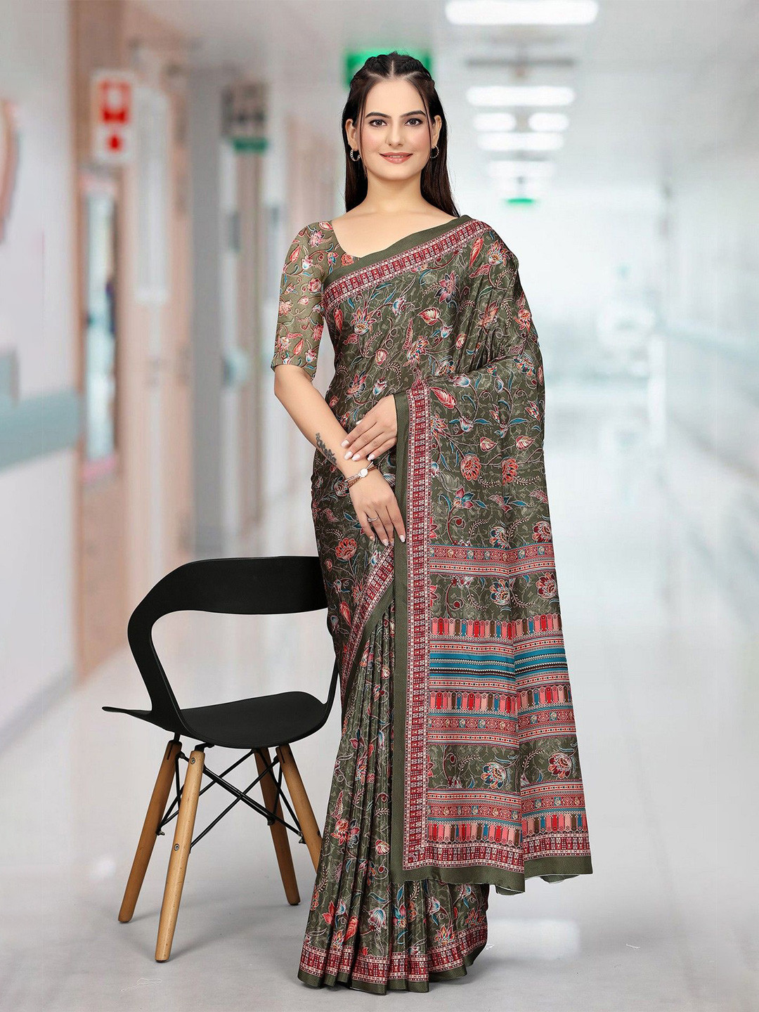 

K 5 Fashion Ethnic Motifs Printed Pure Crepe Saree, Green