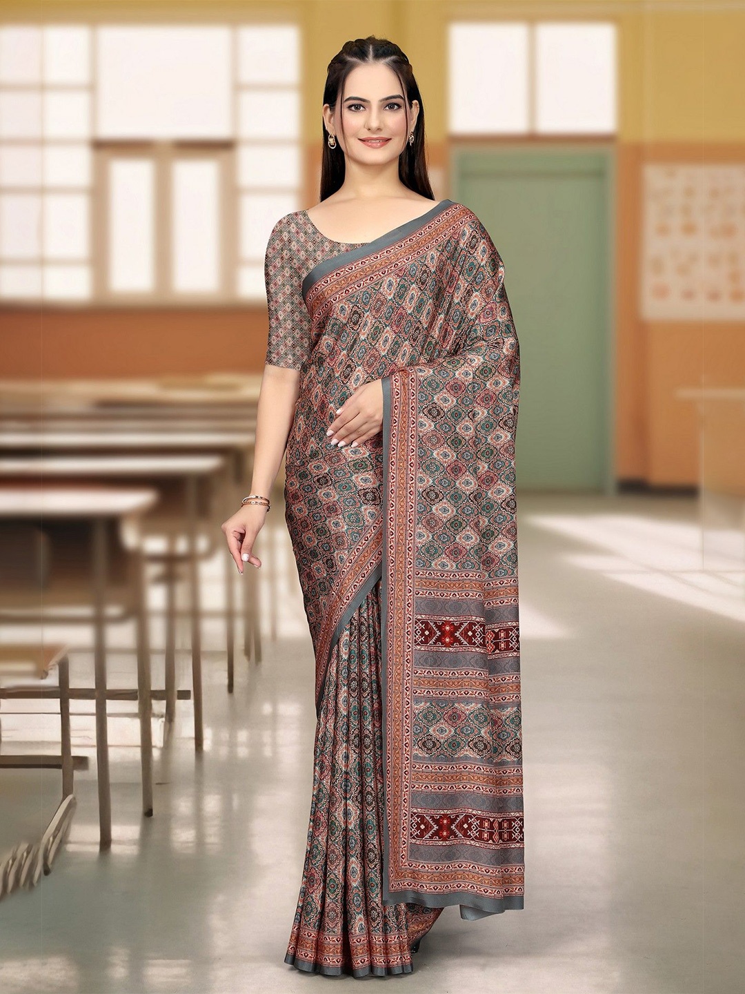 K 5 Fashion Ethnic Motifs Printed Pure Crepe Saree, Grey