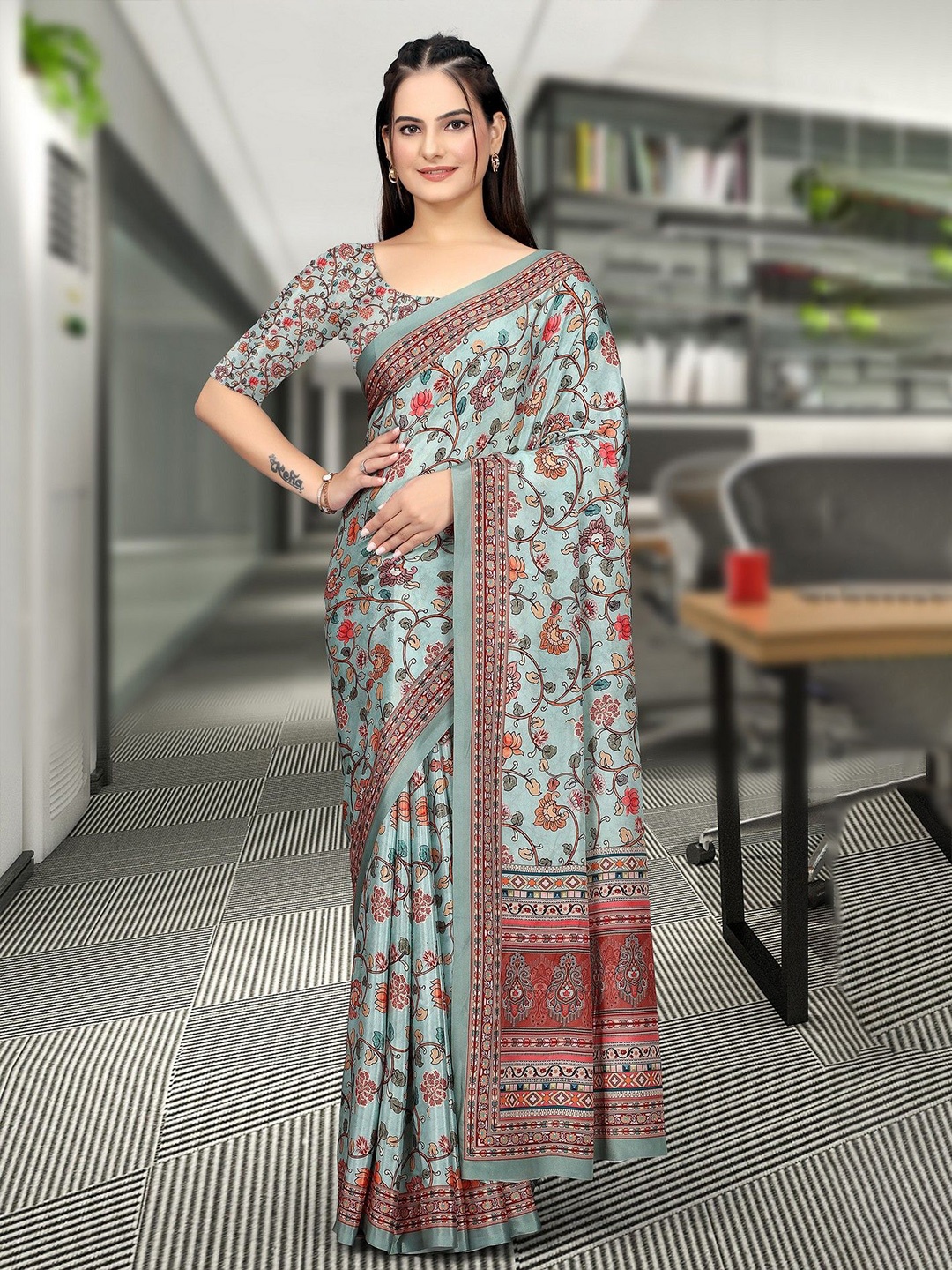 K 5 Fashion Floral Printed Pure Crepe Saree, Blue
