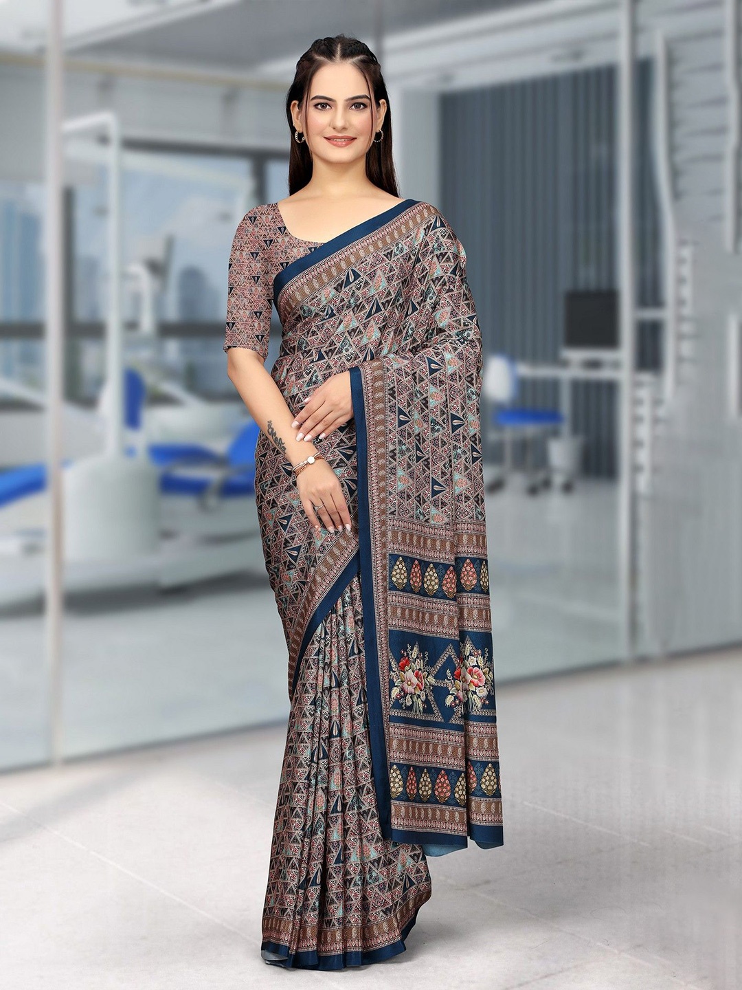 

K 5 Fashion Printed Pure Crepe Saree, Blue