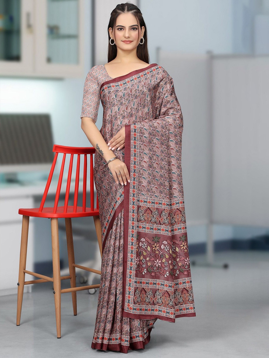 

K 5 Fashion Paisley Printed Pure Crepe Saree, Mauve