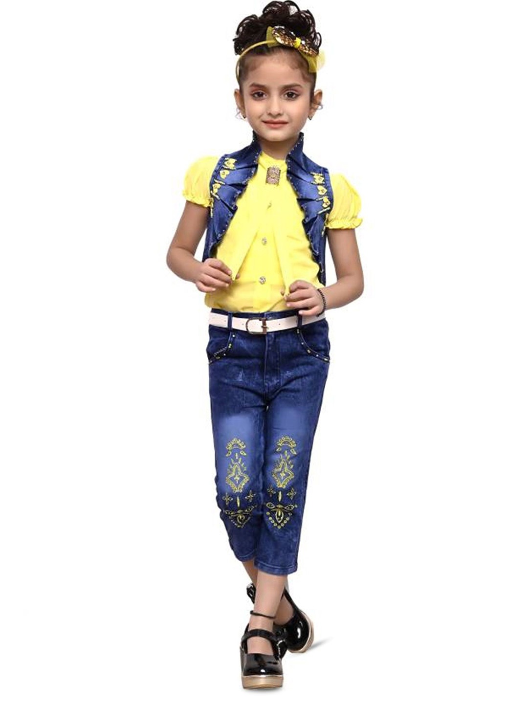 

BAESD Girls Round Neck T-shirt With Jeans And Waistcoat, Yellow