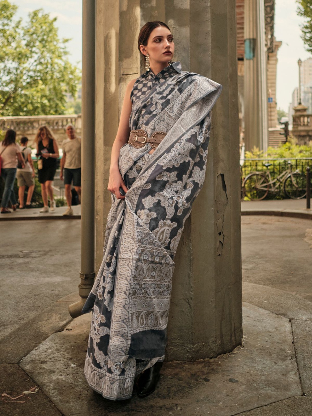 

ODETTE Grey Organza Woven Saree With Unstitched Blouse For Women