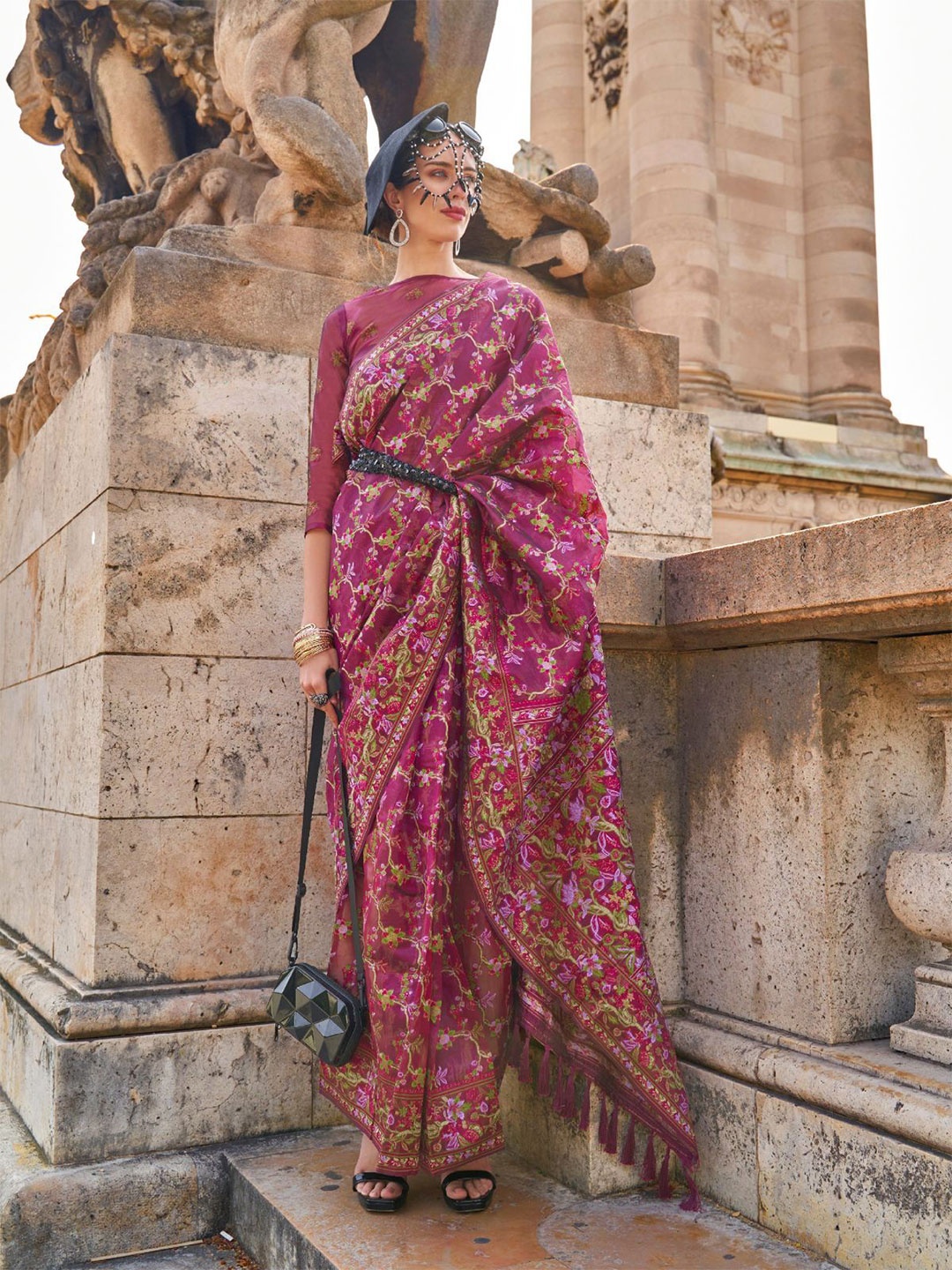 

ODETTE Organza Woven Saree With Unstitched Blouse For Women, Purple