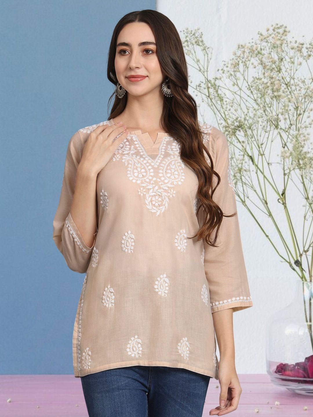 

PARAMOUNT CHIKAN Women Ethnic Motifs Embroidered Chikankari Kurti, Beige