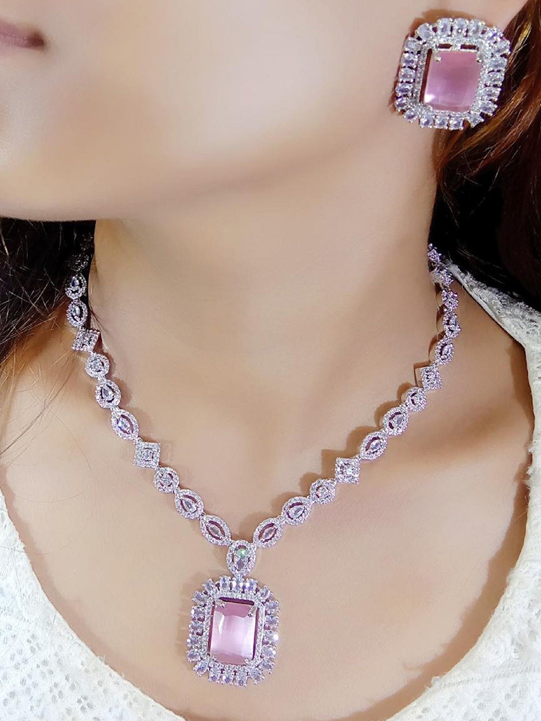 

Ladymania Sliver-Plated American Diamond-Studded Elegant Jewellery Set, Silver