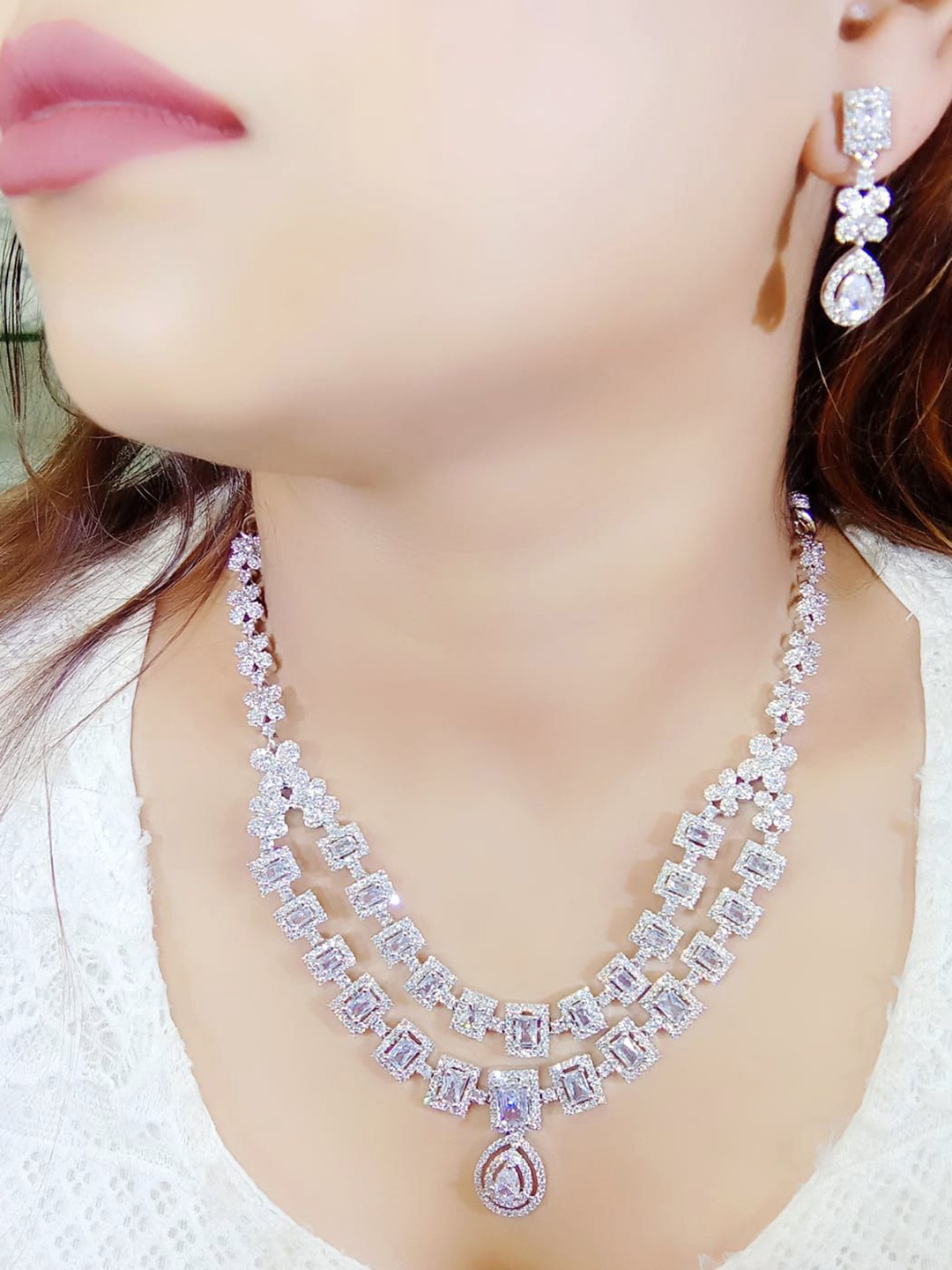 

Ladymania Silver-Plated American Diamond-Studded Jewellery Set