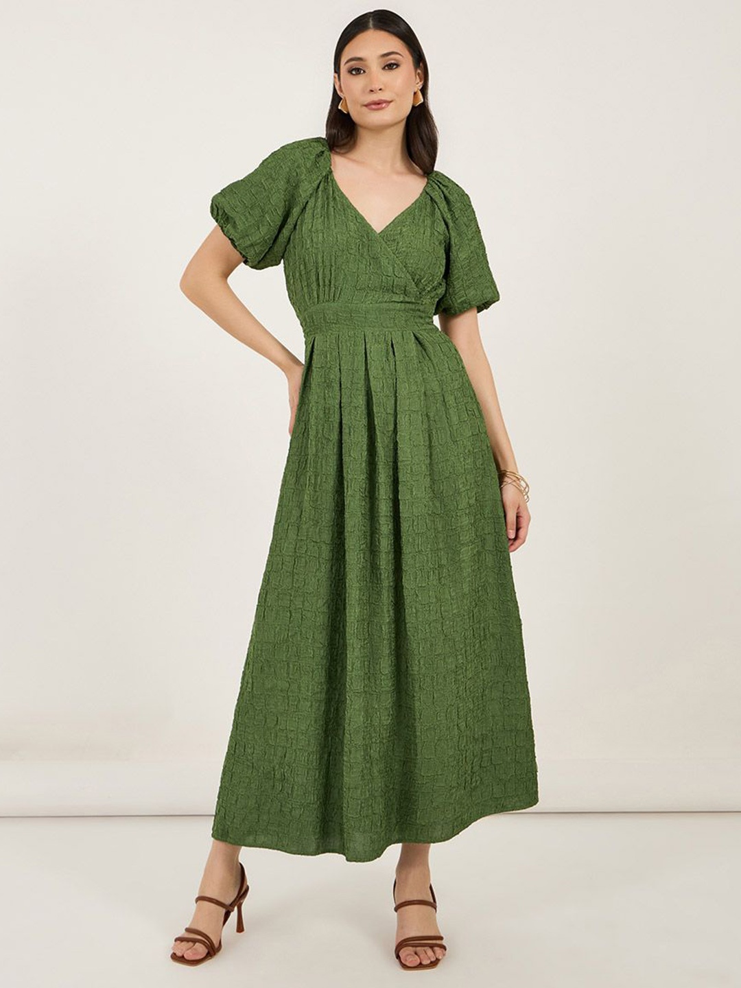 

Styli Women V-Neck Puff Sleeves A-Line Maxi Dress, Green