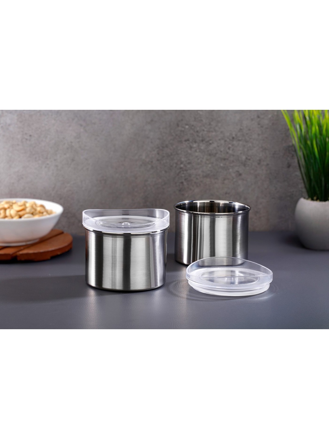 

Metrolife Silver-Toned 2 Pieces Stainless Steel Easy to Clean Fridge Container 500 ml each