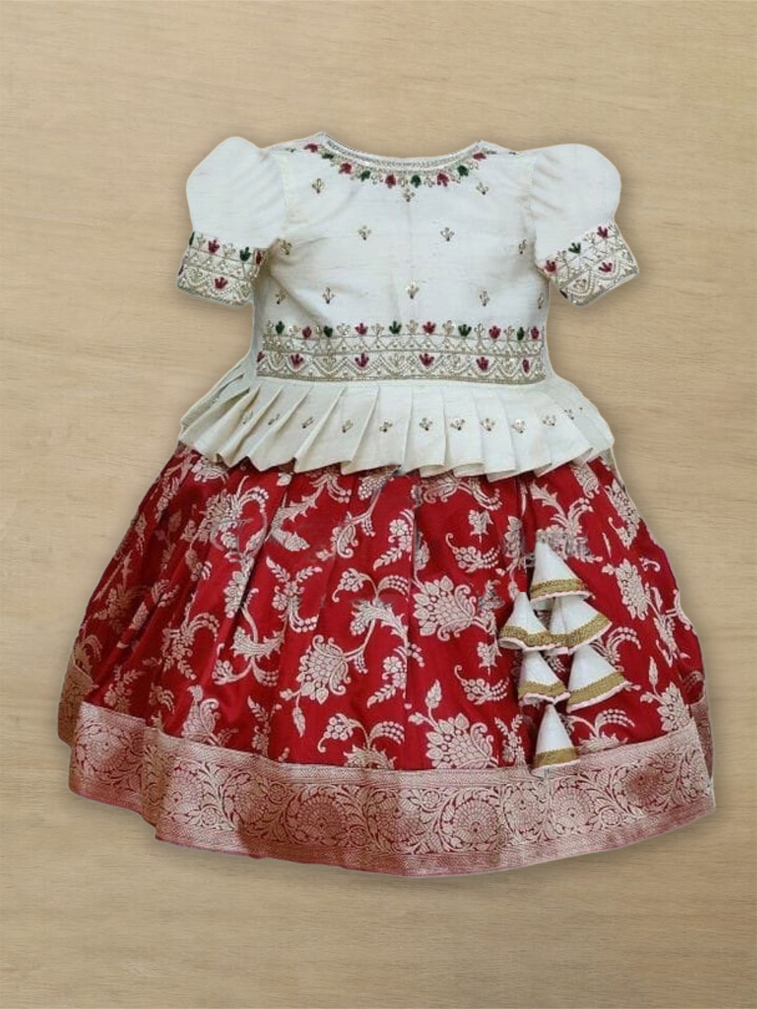 

UFB Girls Embroidered Thread Work Ready to Wear Lehenga & Blouse, Cream