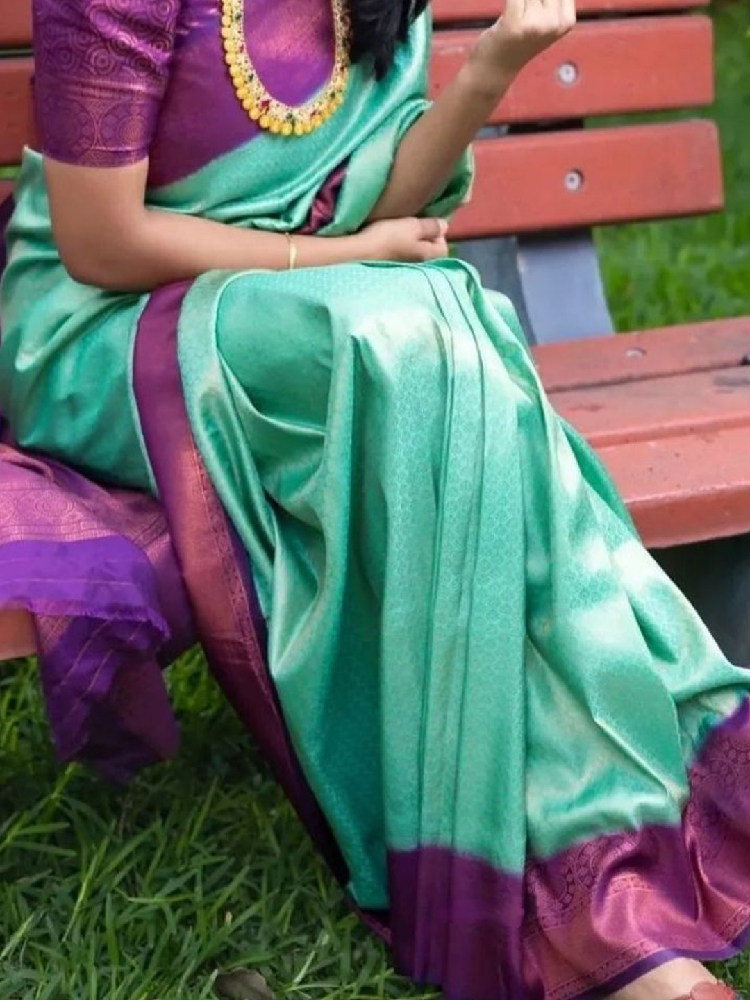 

DIVASTRI Ethnic Motifs Zari Kanjeevaram Saree, Sea green