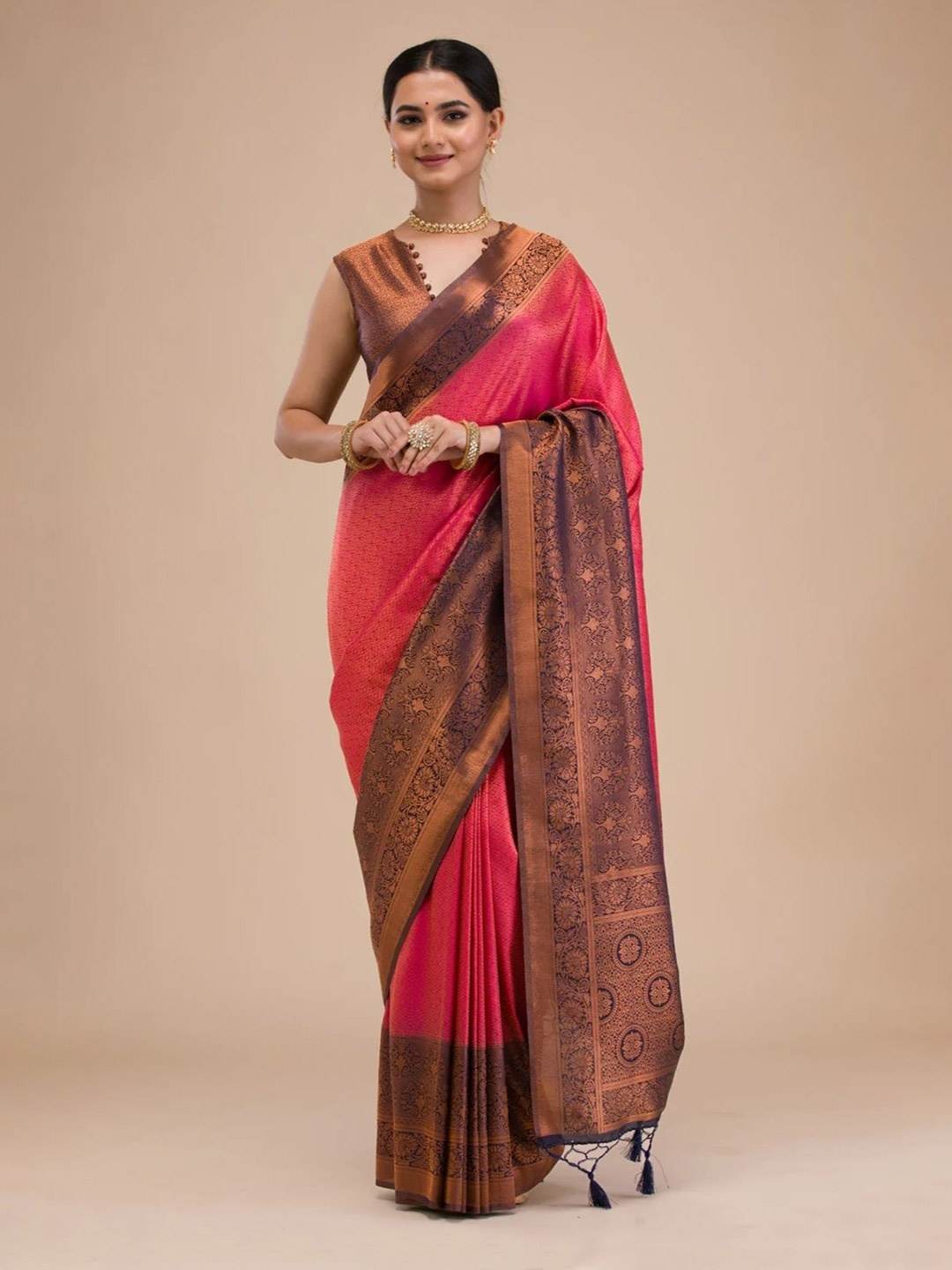 

DIVASTRI Ethnic Motifs Woven Design Zari Kanjeevaram Saree, Pink