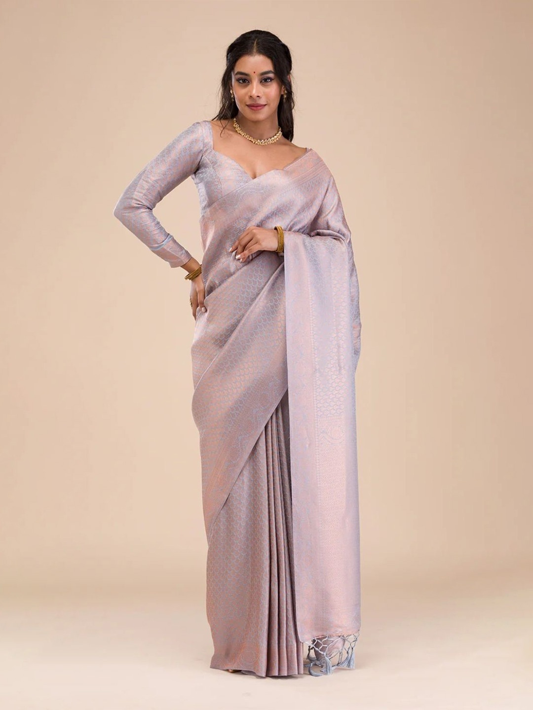 

DIVASTRI Ethnic Motifs Zari Kanjeevaram Saree, Grey