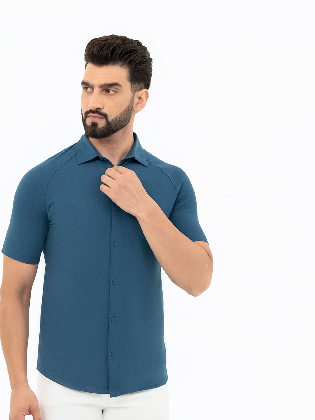 

Harfun Men Slim Fit Spread Collar Solid Casual Shirt, Teal