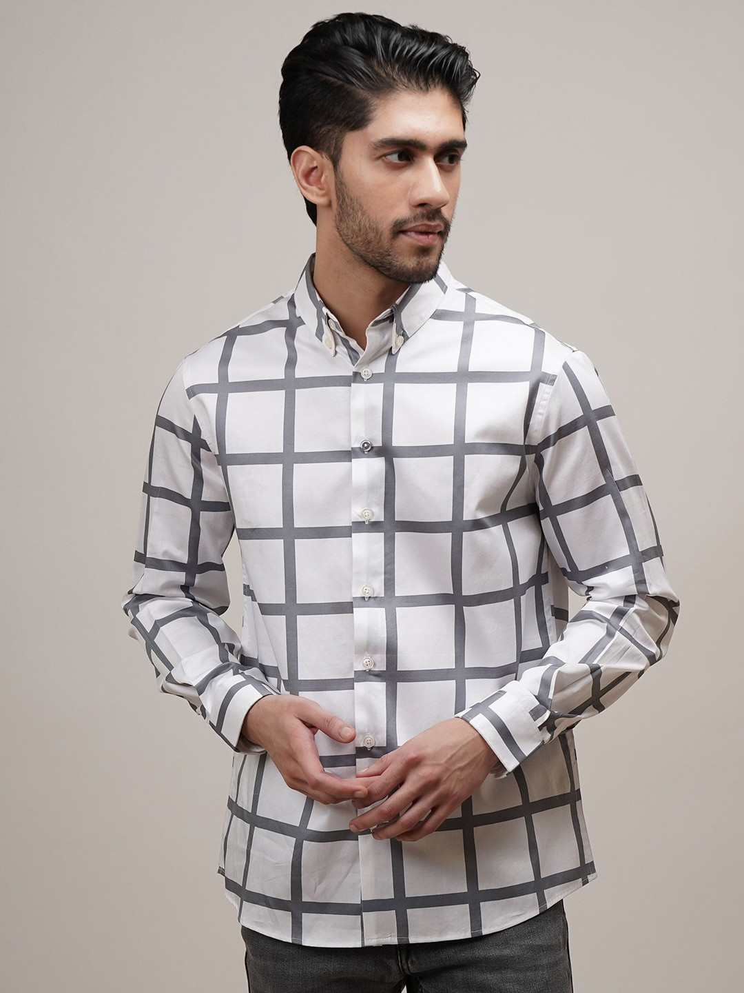 

CLUBHAVANA Men Comfort Button-Down Collar Windowpane Checked Cotton Casual Shirt, White