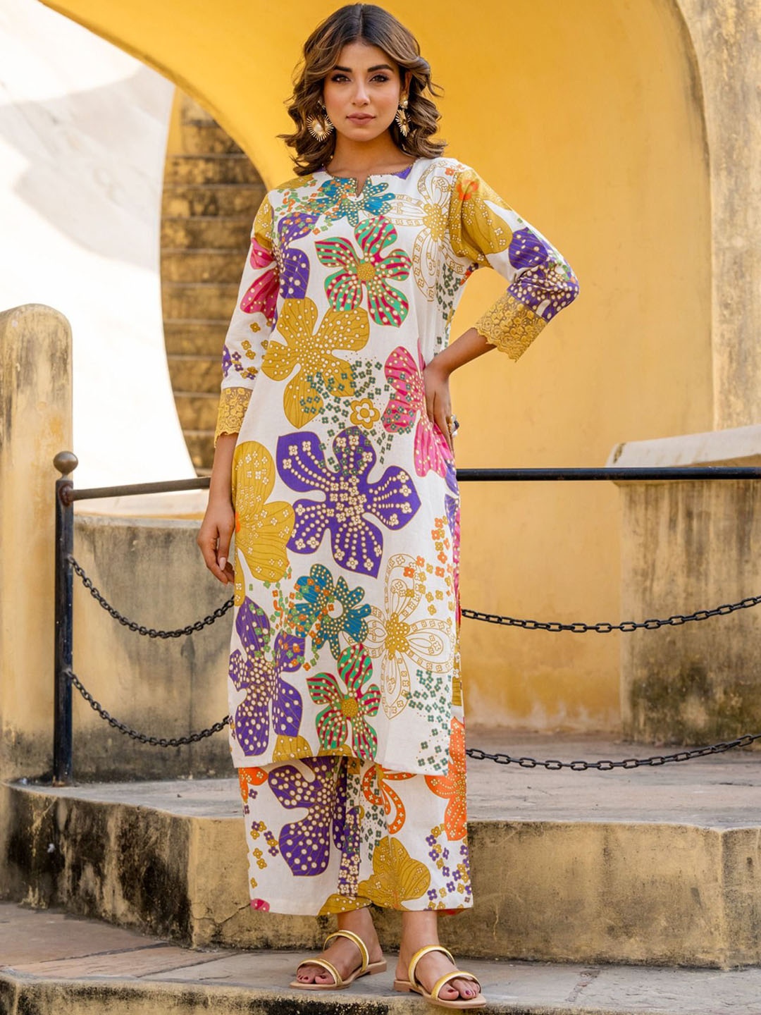 

INDYES Floral Printed Pure Cotton Kurta with Palazzos, White
