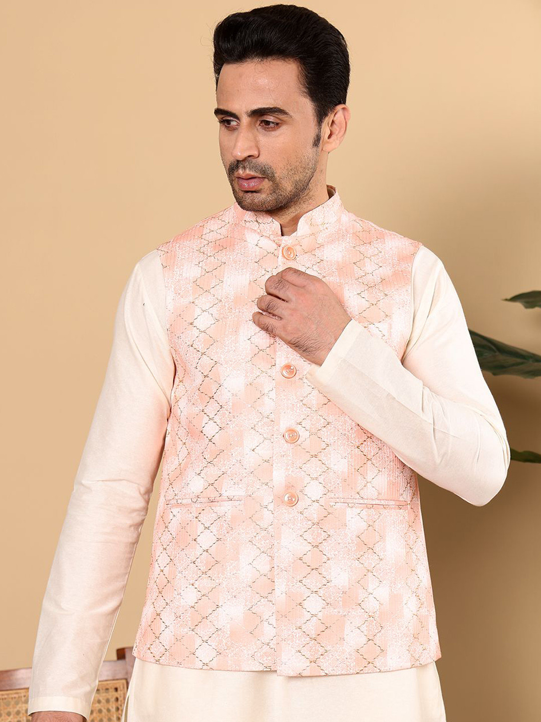 

MULTI SHADES Mandarin Collar Straight Kurta & Pyjamas With Embroidered Nehru Jacket, Peach