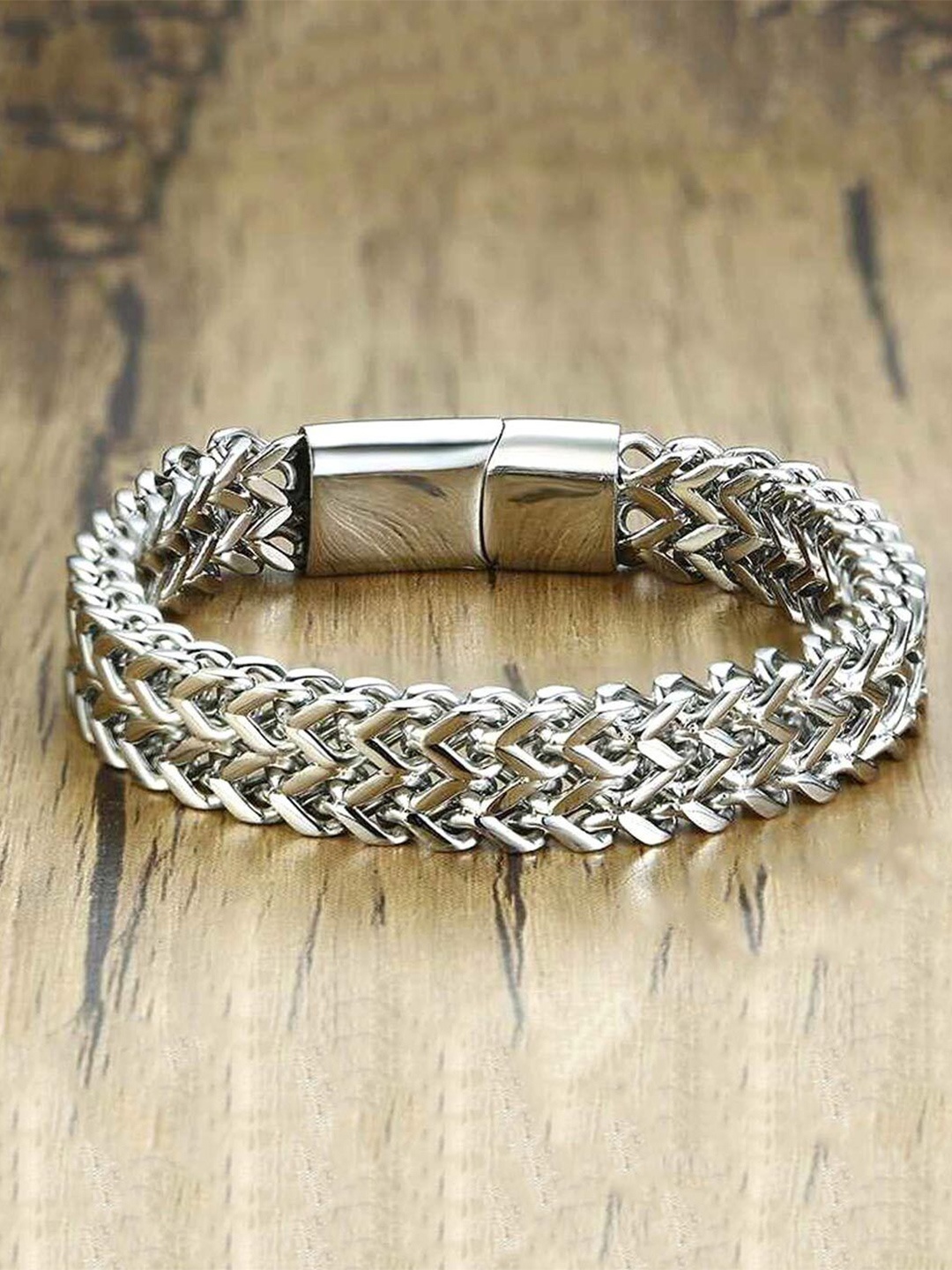 

The Roadster Lifestyle Co. Men Silver-Plated Stainless Steel Bracelet