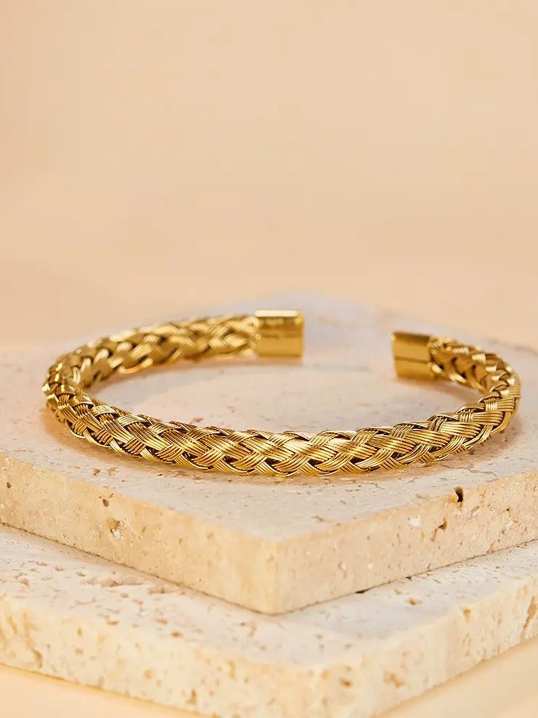 

The Roadster Lifestyle Co. Men Gold-Plated Stainless Steel Oxidised Wraparound Bracelet