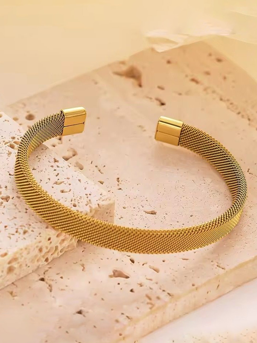

The Roadster Lifestyle Co. Men Gold-Plated Stainless Steel Wraparound Bracelet