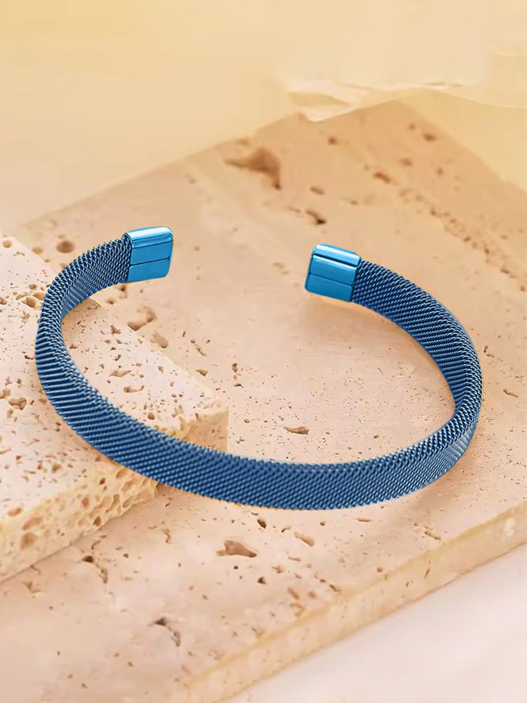 

The Roadster Lifestyle Co. Men Silver-Plated Stainless Steel Oxidised Wraparound Bracelet, Blue