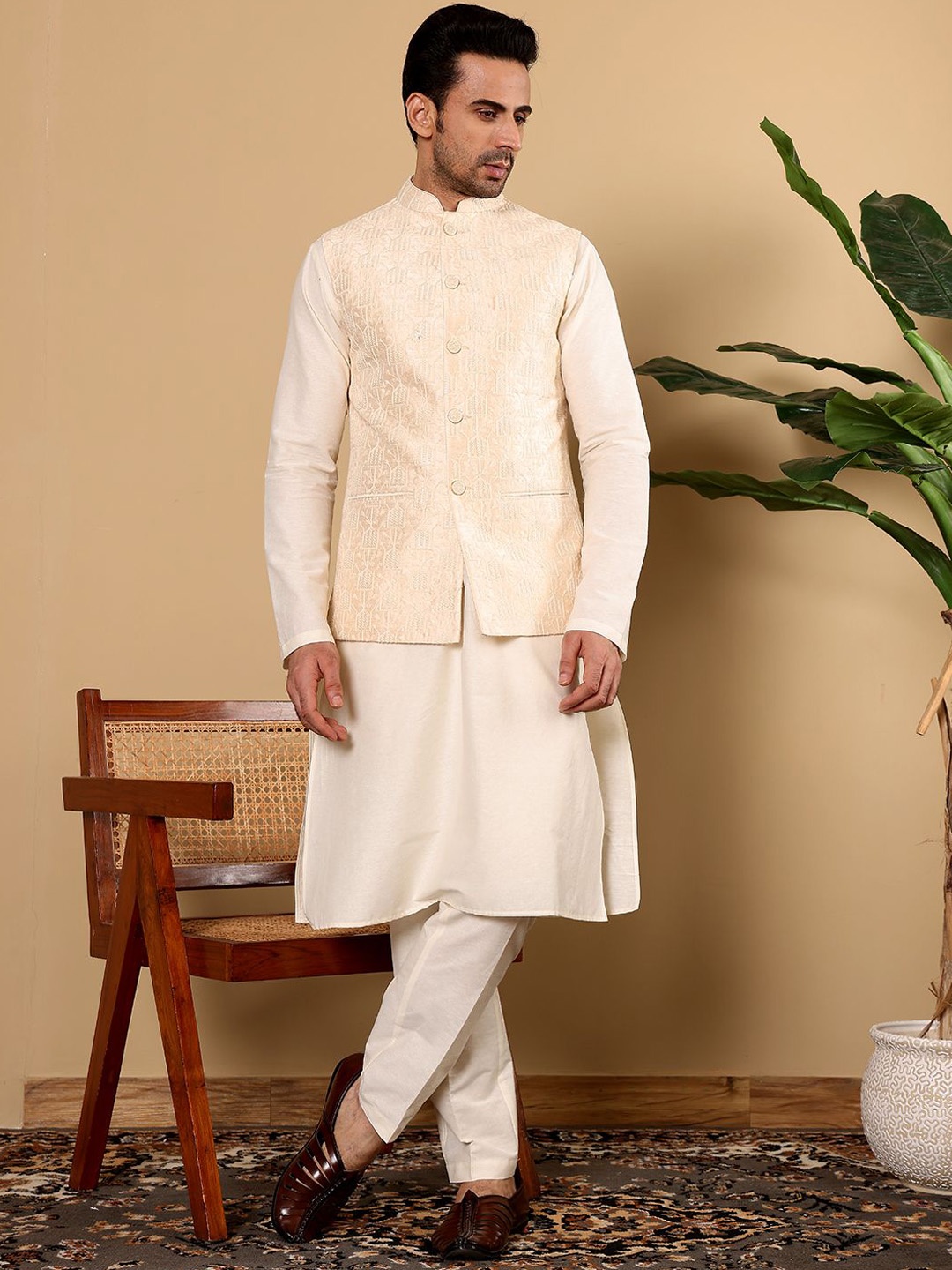 

MULTI SHADES Embroidered Nehru Jackets, Cream