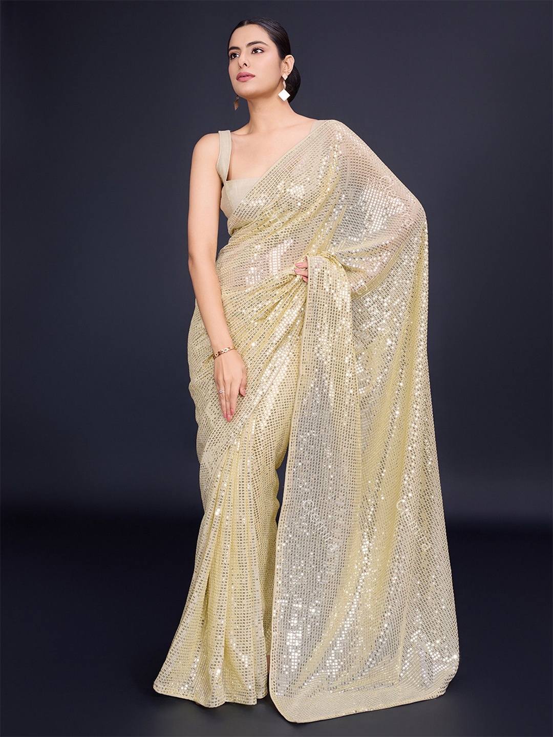 

CLEMIRA Embellished Sequinned Heavy Work Saree, Off white