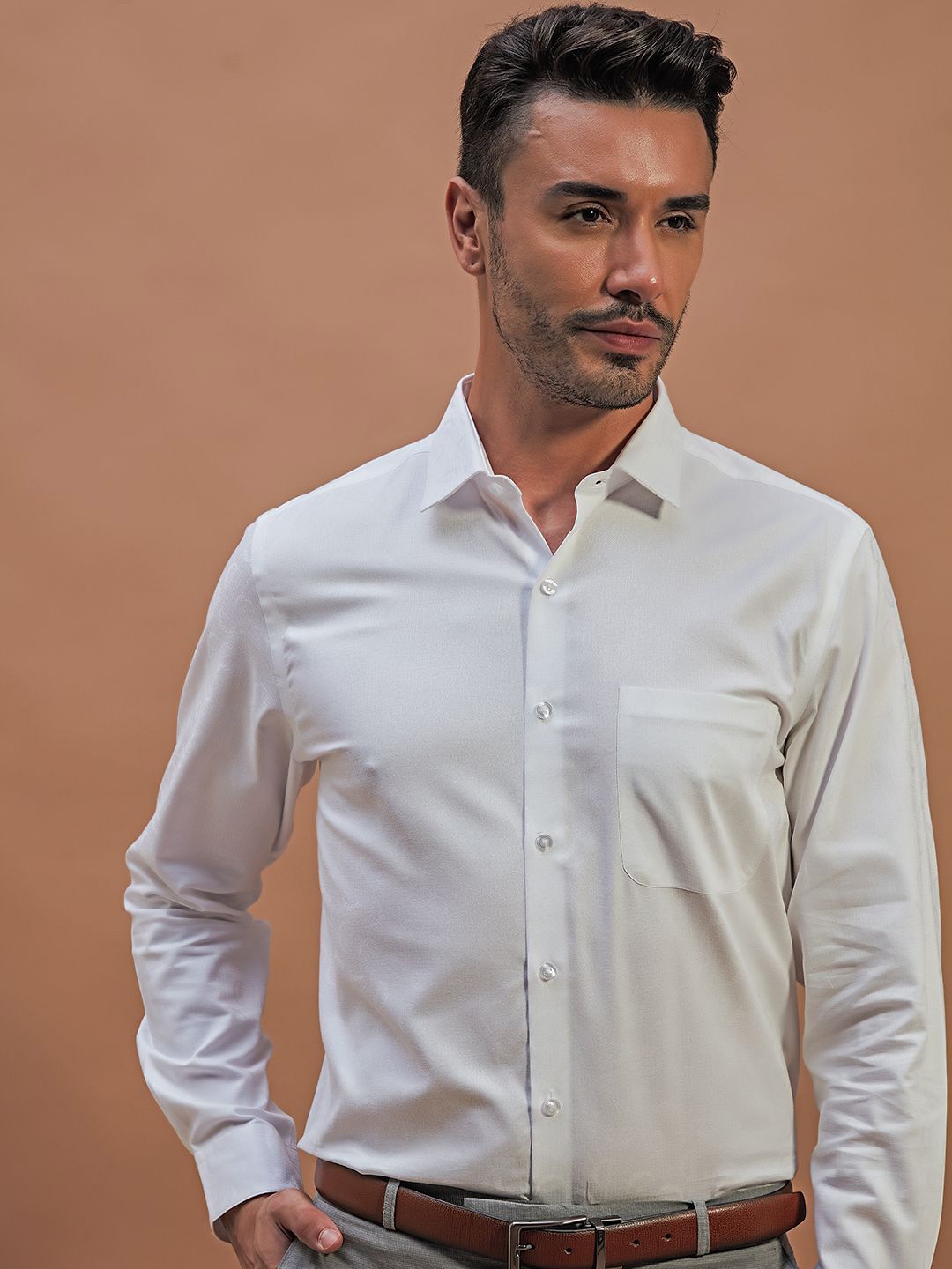 

THINC Men Pearly Cotton Regular Fit Shirt, White