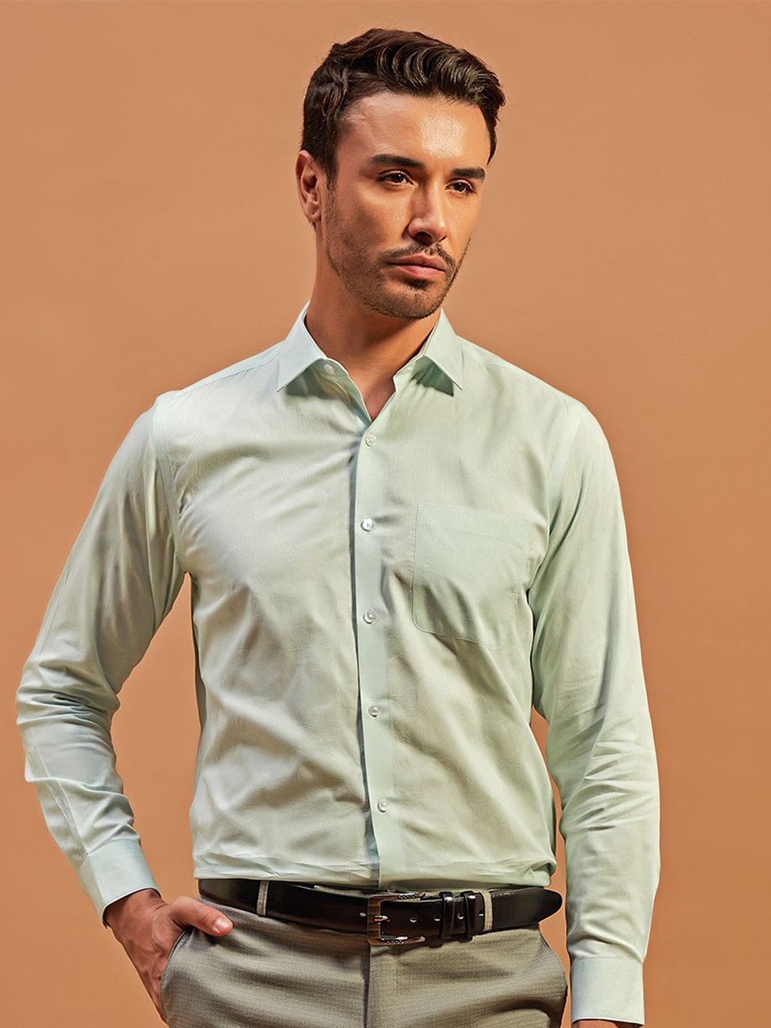 

THINC Men Masterful Cotton Regular Fit Shirt, Green