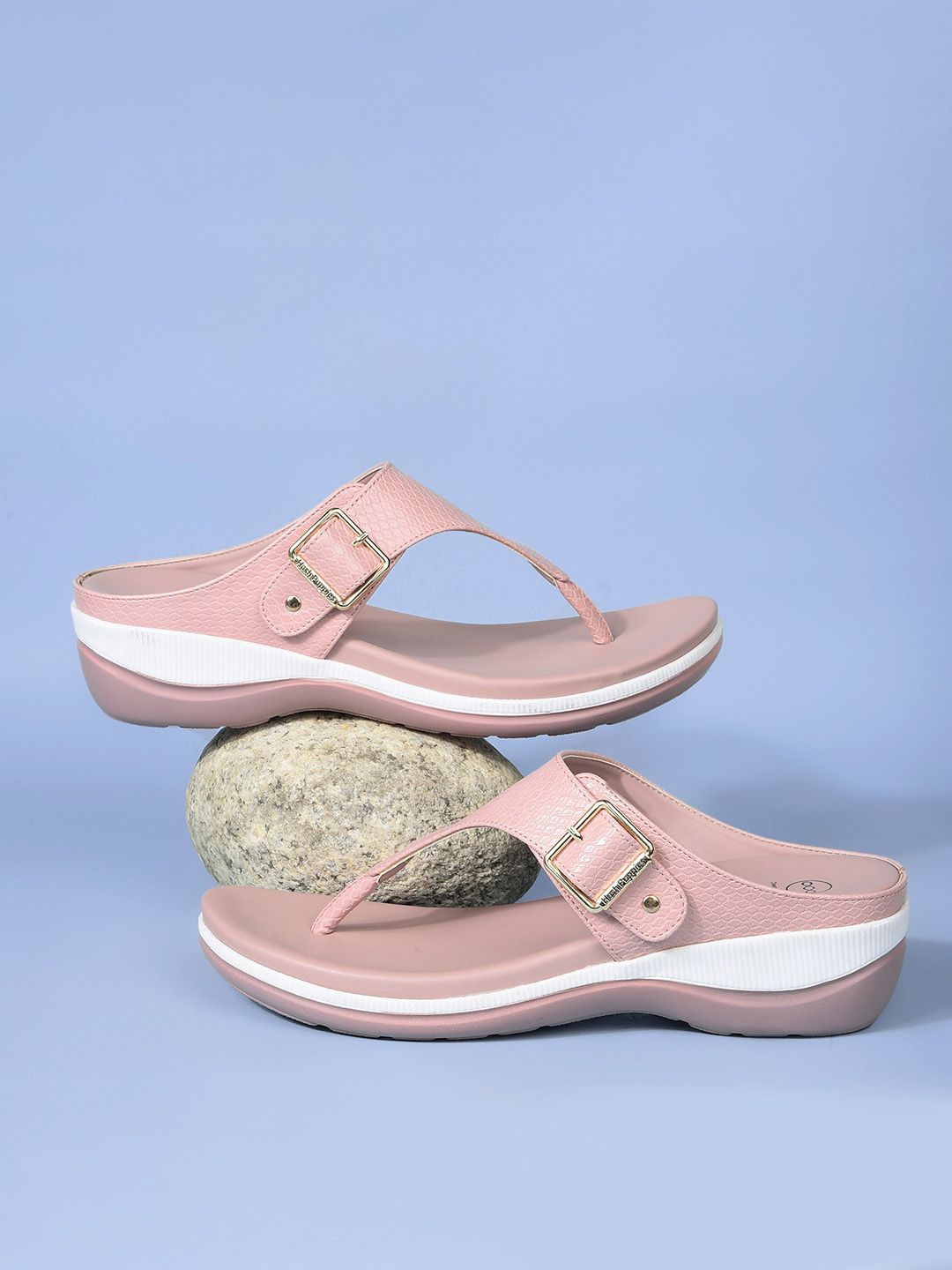 

Hush Puppies Women Room Slippers, Peach