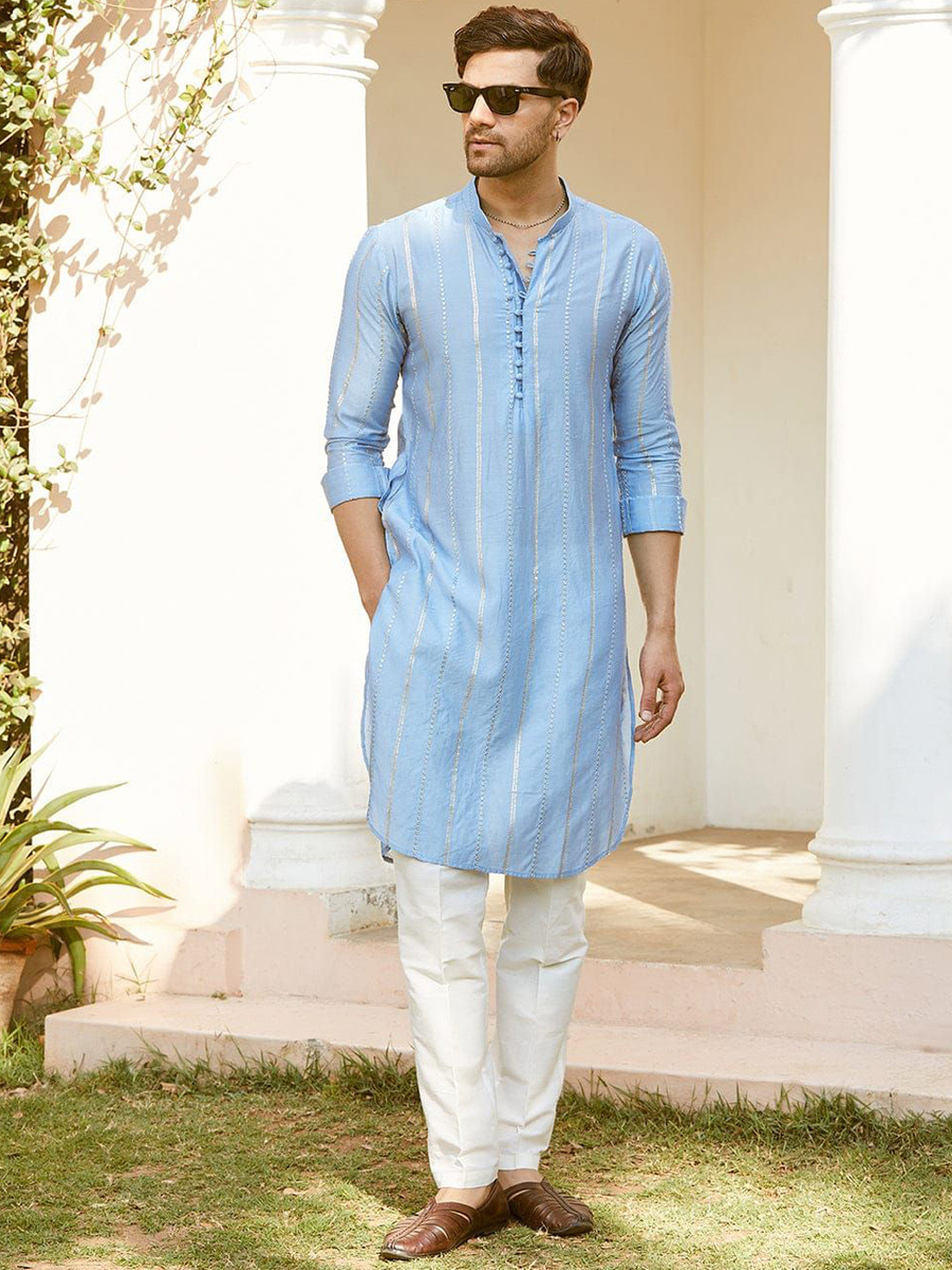 

MULTI SHADES Striped Embroidered Sequinned Straight Kurta, Blue