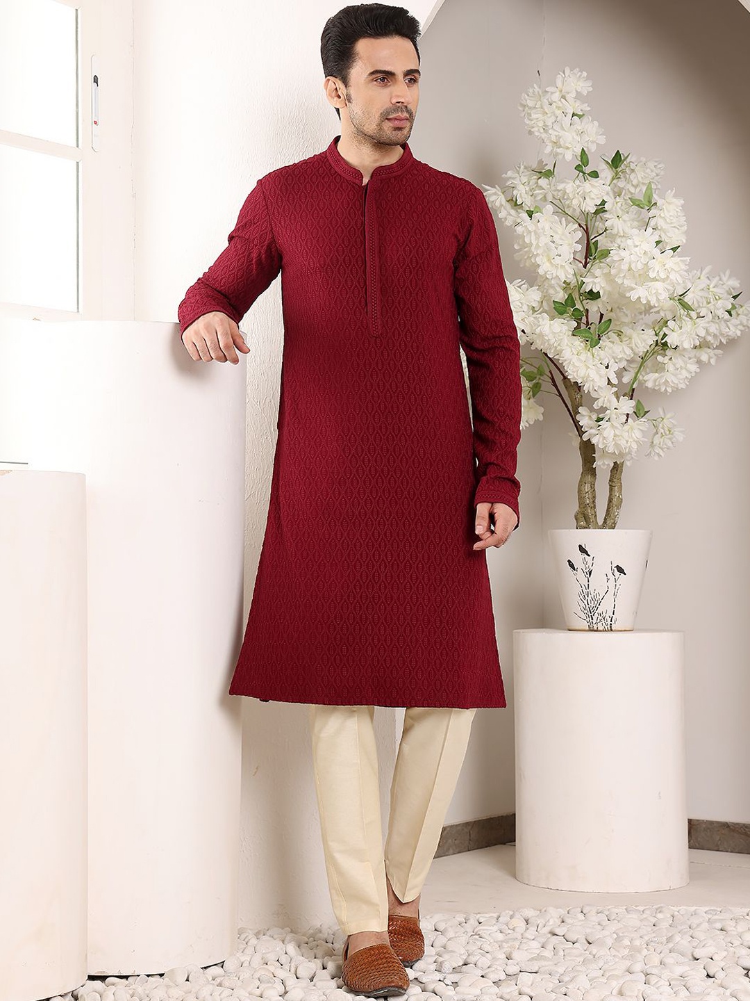 

MULTI SHADES Men Ethnic Motifs Embellished Thread Work Kurta, Red