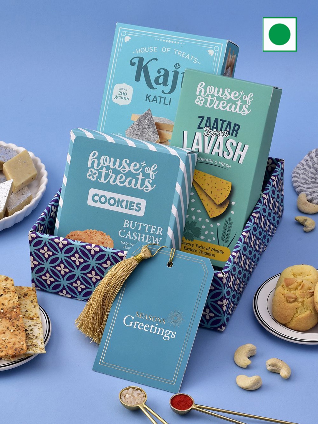 

RawFruit Cookies With Sweets Gift Hmaper-450gm, Blue