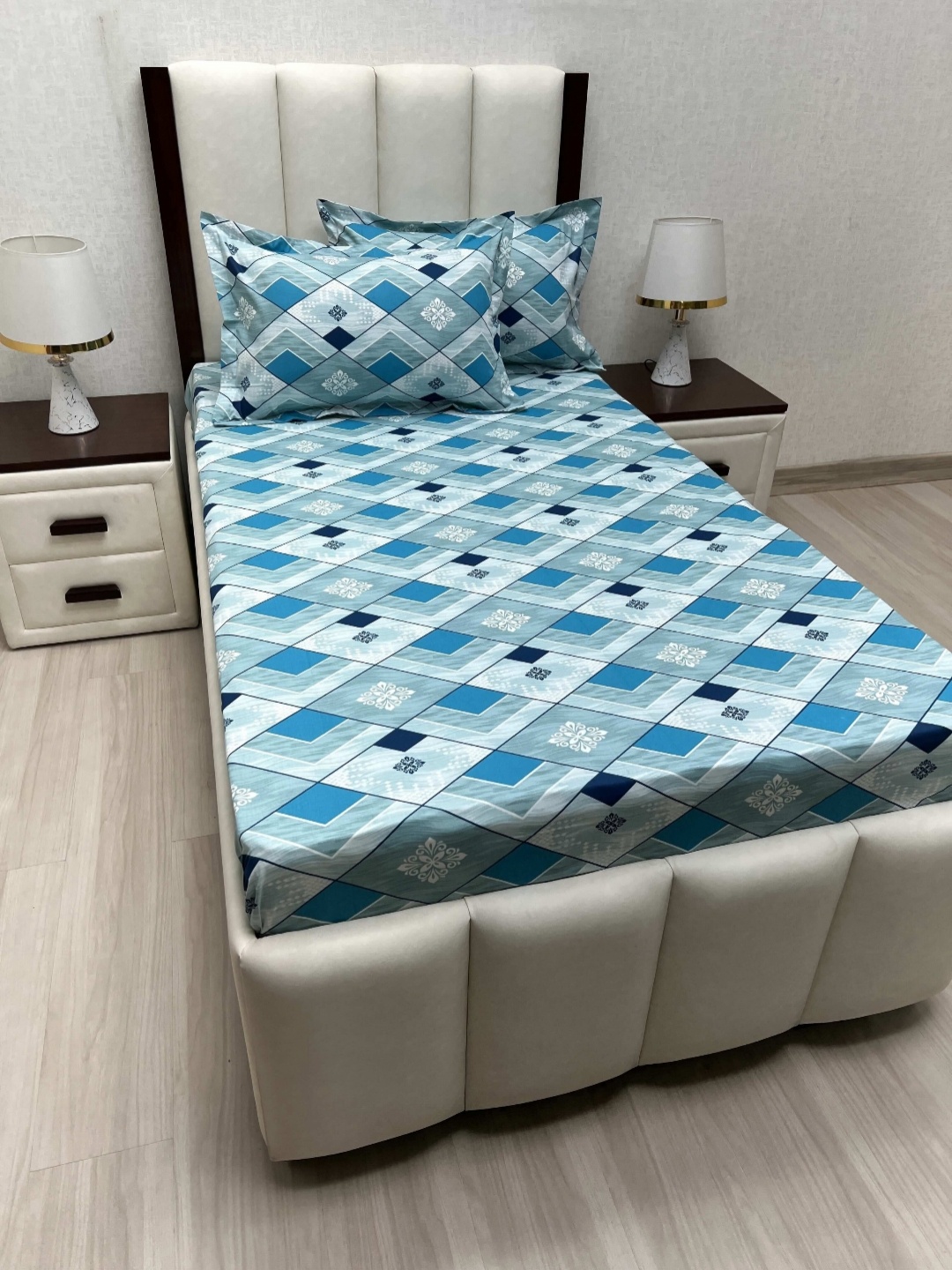 

Pure Decor Cotton Single Size Bedsheet With 2 Pillow Covers 1.73m X 2.36m, Blue