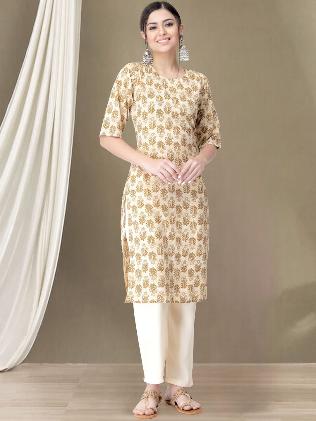 

7Threads Floral Printed Round Neck Straight Kurta with Trousers, Beige