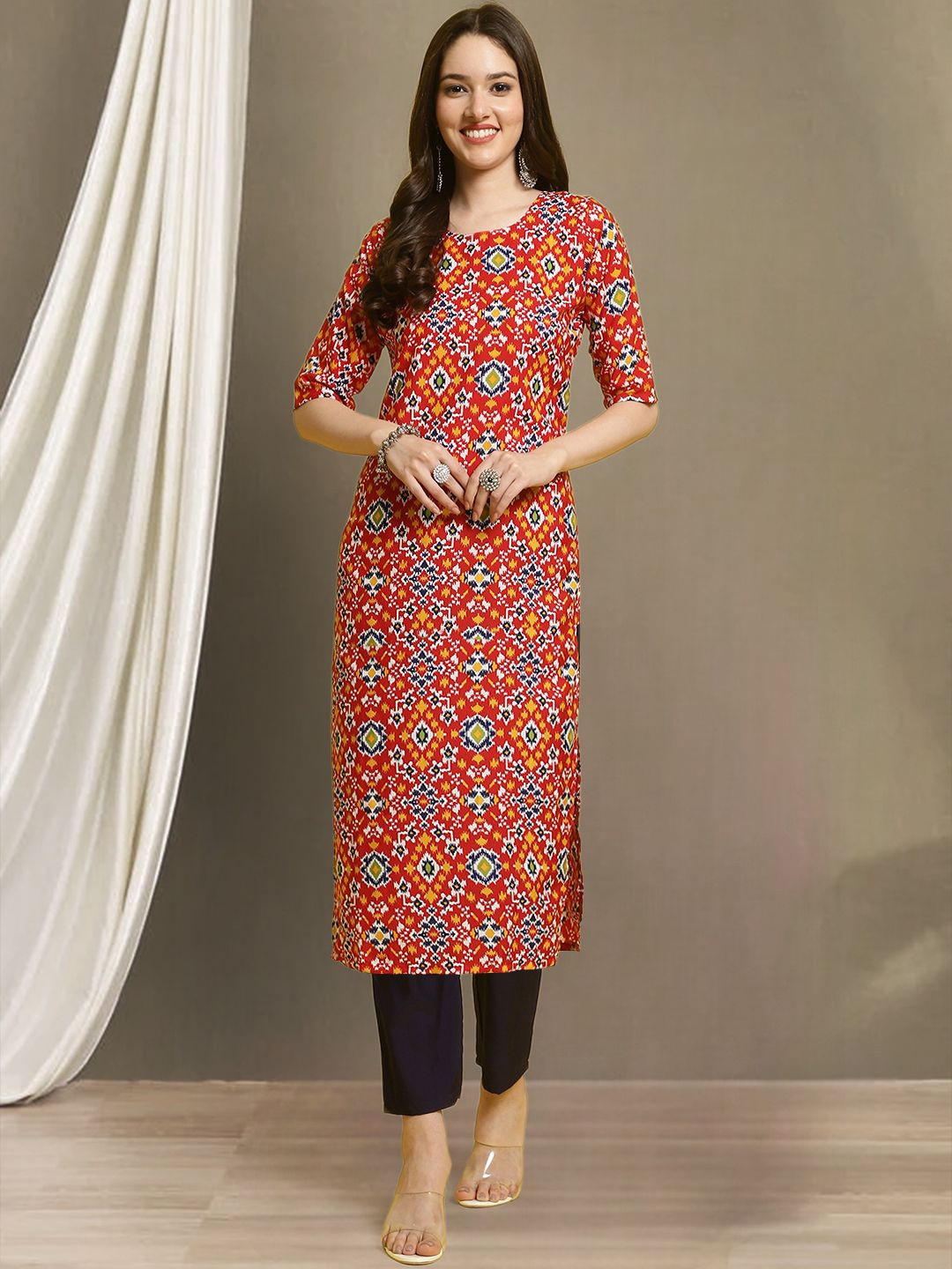 

7Threads Geometric Printed Round Neck Straight Kurta with Trousers, Red