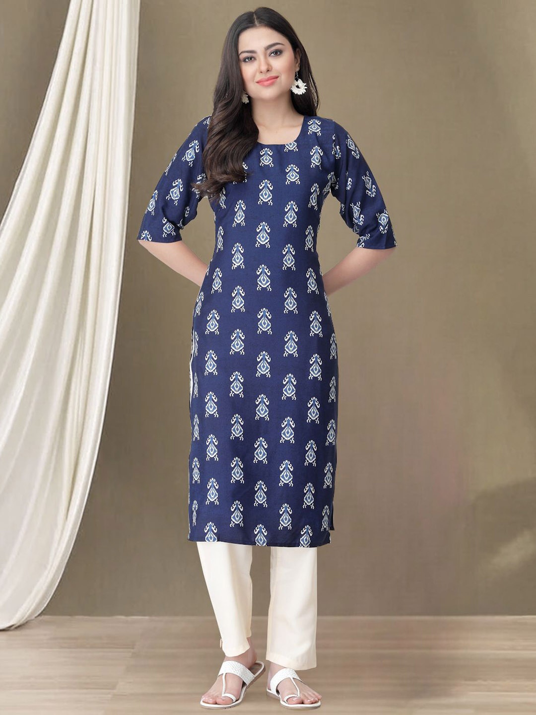 

7Threads Ethnic Motifs Printed Round Neck Straight Kurta with Trousers, Blue