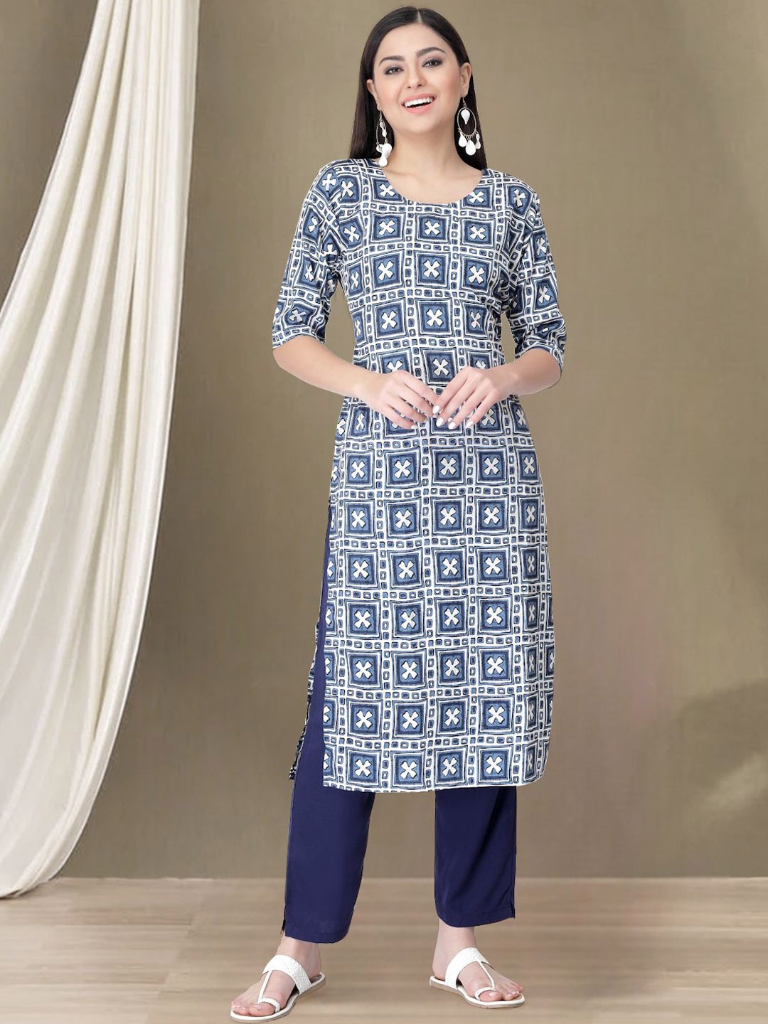 

7Threads Women Ethnic Motifs Printed Regular Kurta with Trousers, Blue