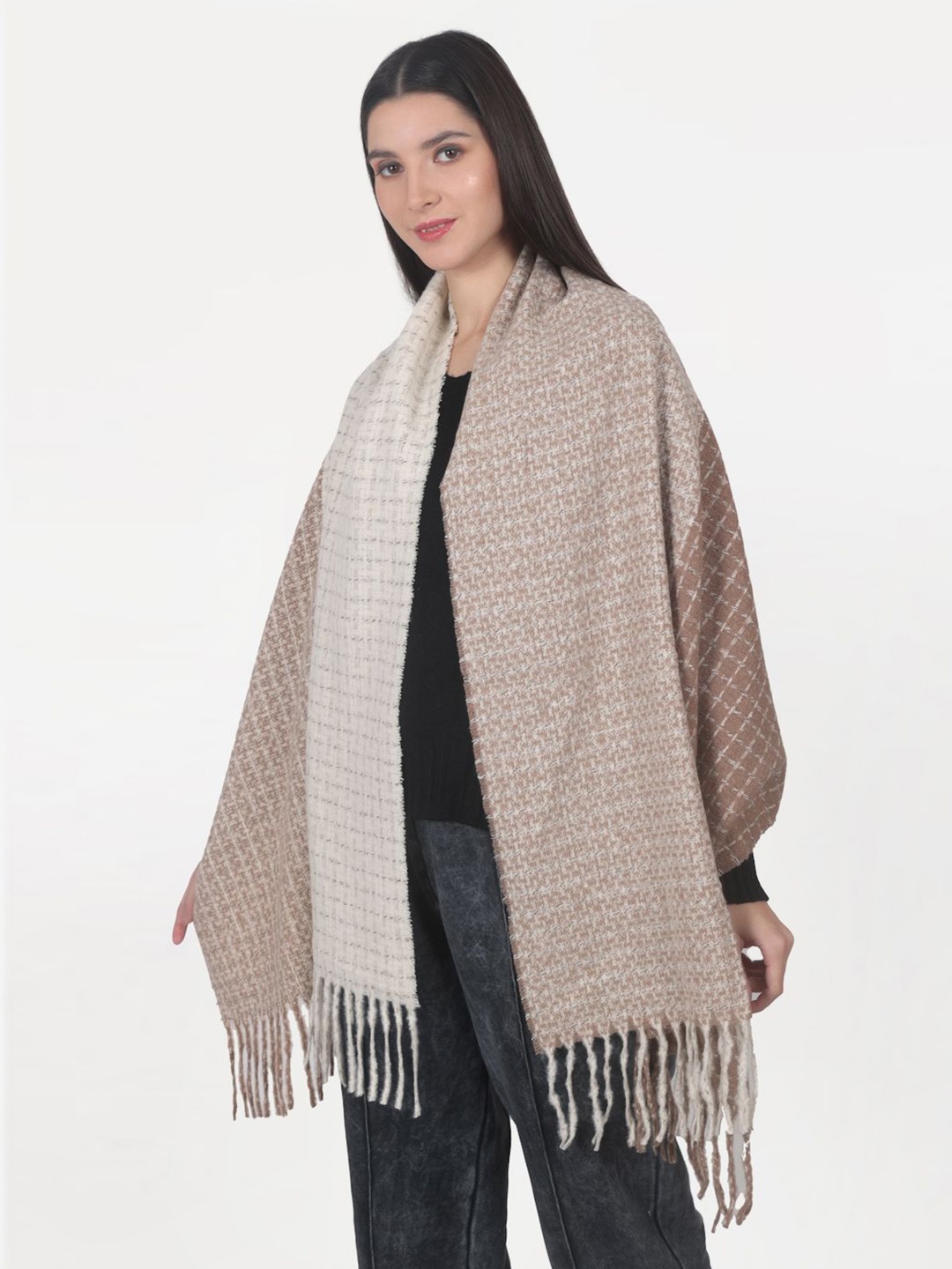 

Calvadoss Women Checked Stole, Beige