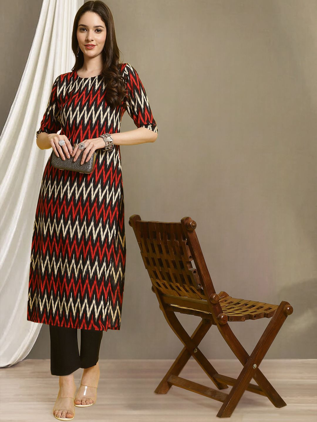 

7Threads Chevron Printed Round Neck Straight Kurta with Trousers, Black