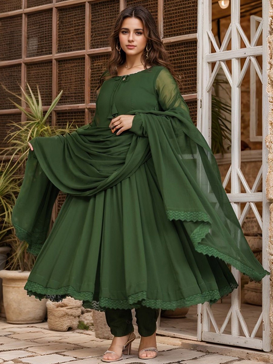 

Vama Heritage Tie-Up Neck Georgette Anarkali Kurta with Trousers & Dupatta, Green