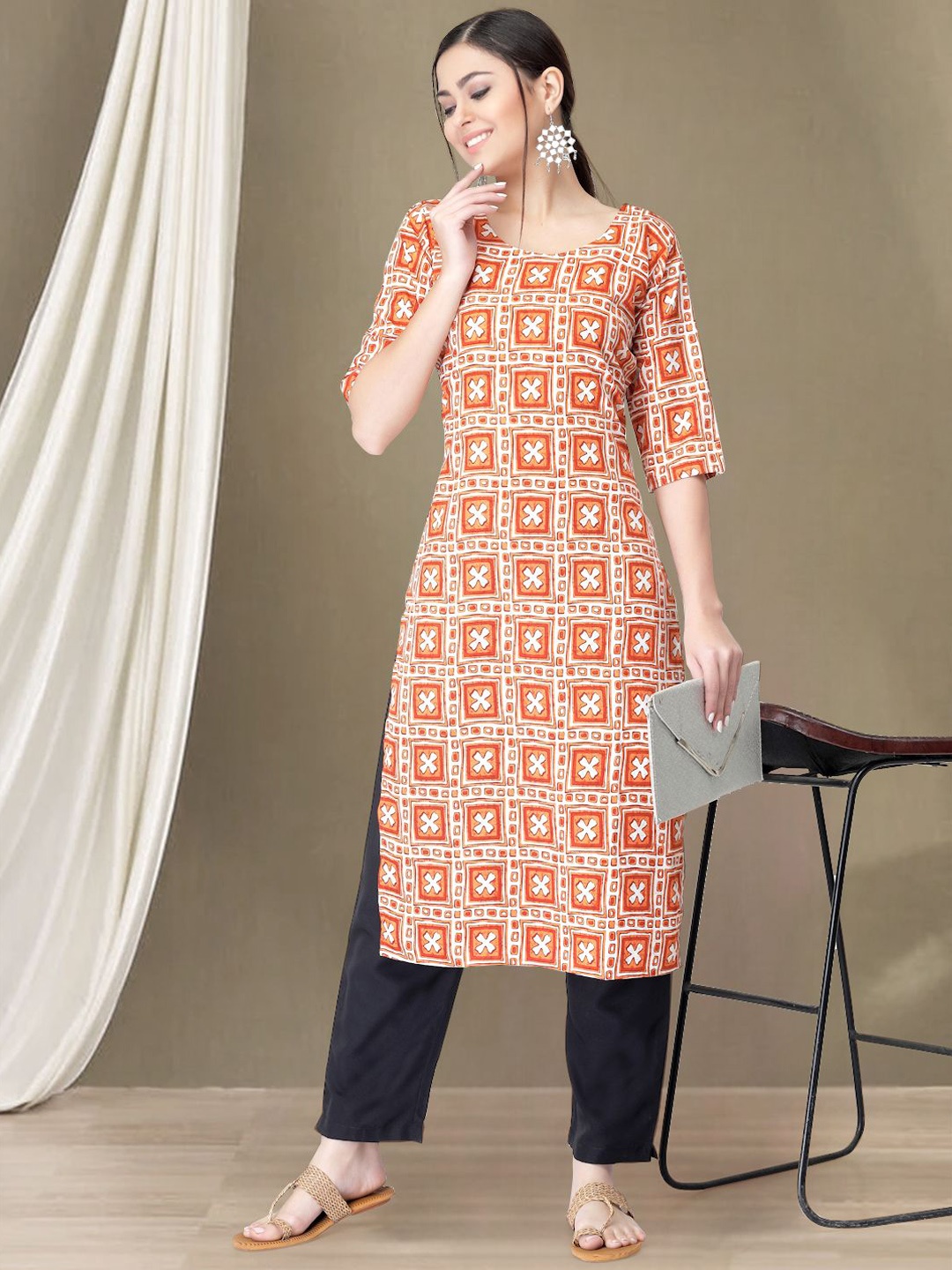 

7Threads Geometric Printed Round Neck Straight Kurta with Trousers, Orange