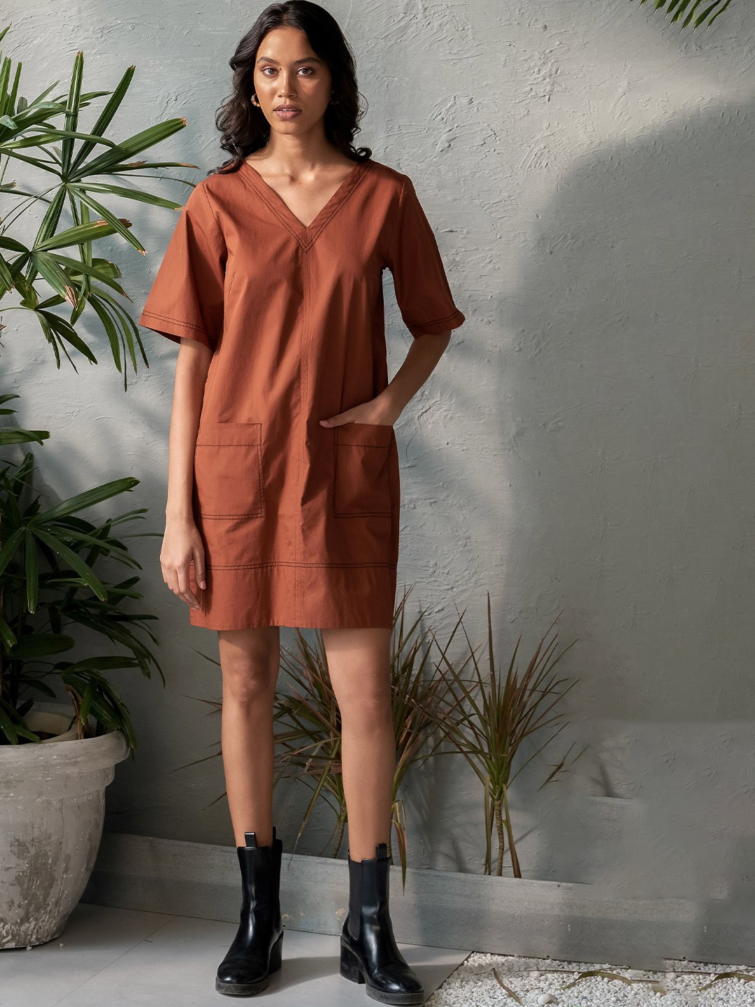 

Canoopi Biscotti Cotton T-shirt Above Knee Dress, Brown