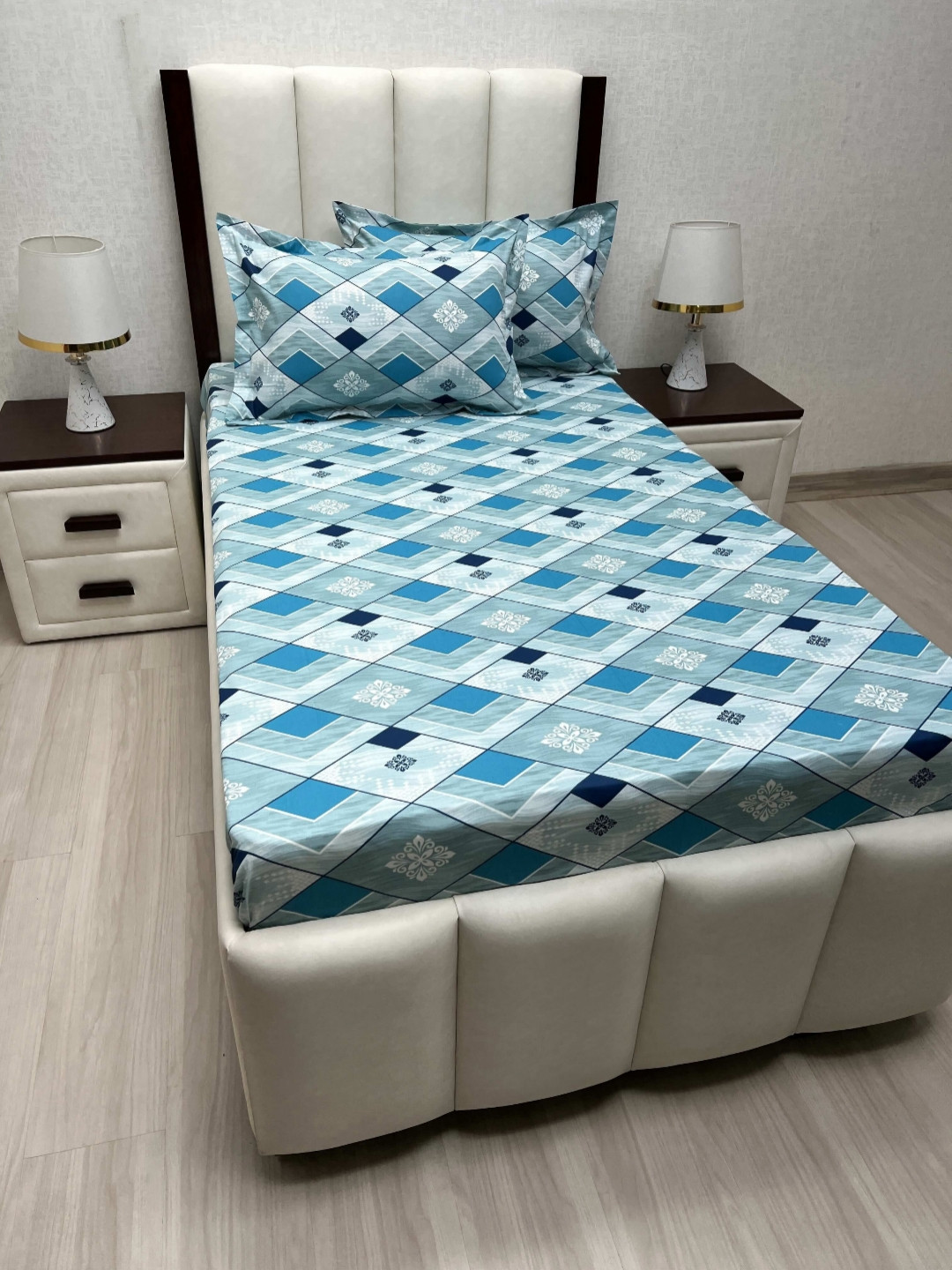 

Pure Decor Cotton Single Size Bedsheet With 2 Pillow Covers 1.73m X 2.36m, Blue