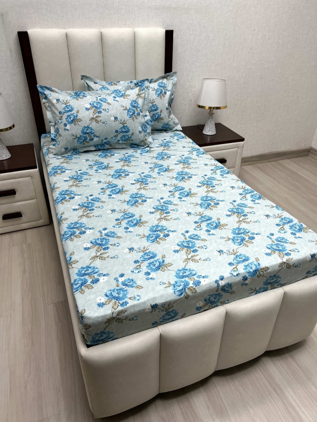 

Pure Decor Cotton Single Size Bedsheet With 2 Pillow Covers 1.73m X 2.36m, Blue