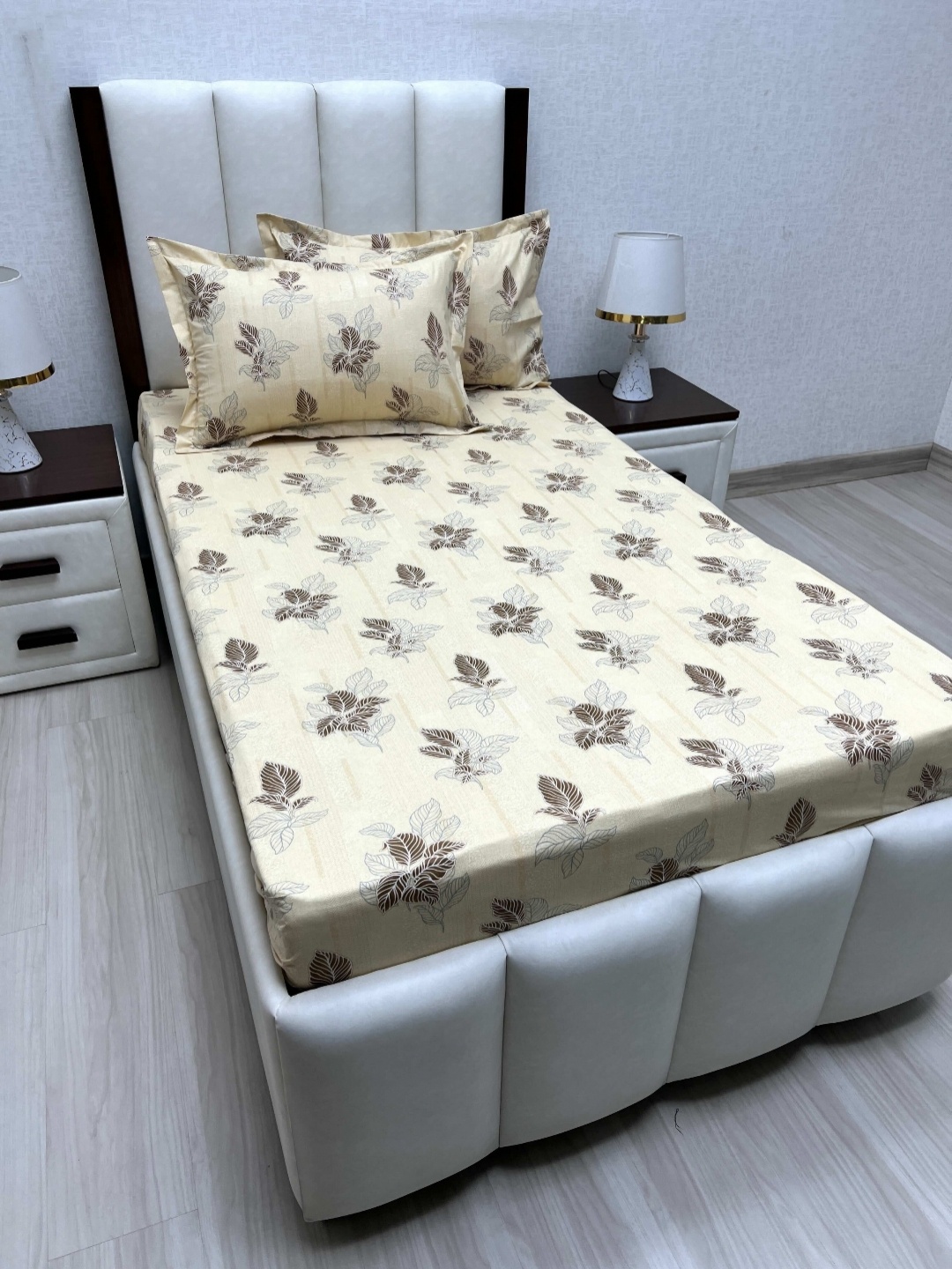 

Pure Decor Cotton Single Bed Size Bedsheet With 2 Pillow Covers 1.73m X 2.36m, Yellow