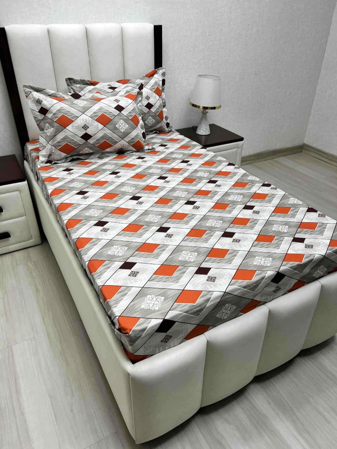 

Pure Decor Cotton Single Bed Size Bedsheet With 2 Pillow Covers 1.73m X 2.36m, Grey