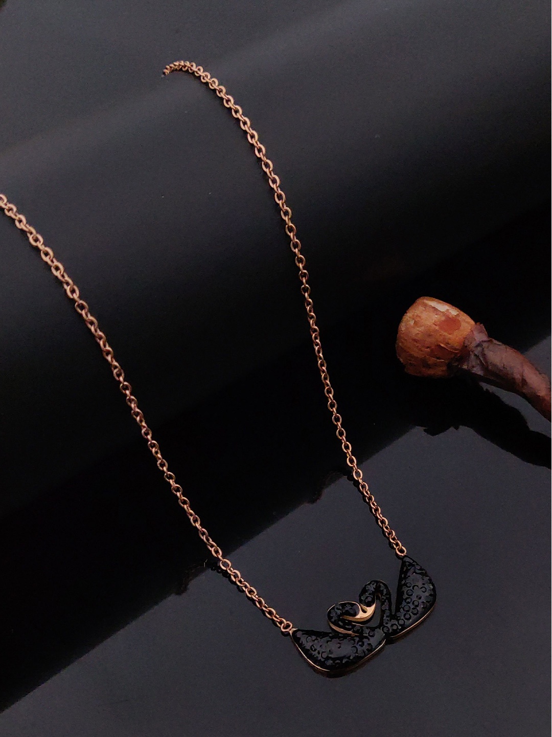 

ANJNI CREATION Rose Gold-Plated Stainless Steel Tarnish-Free Waterproof Duck Chain