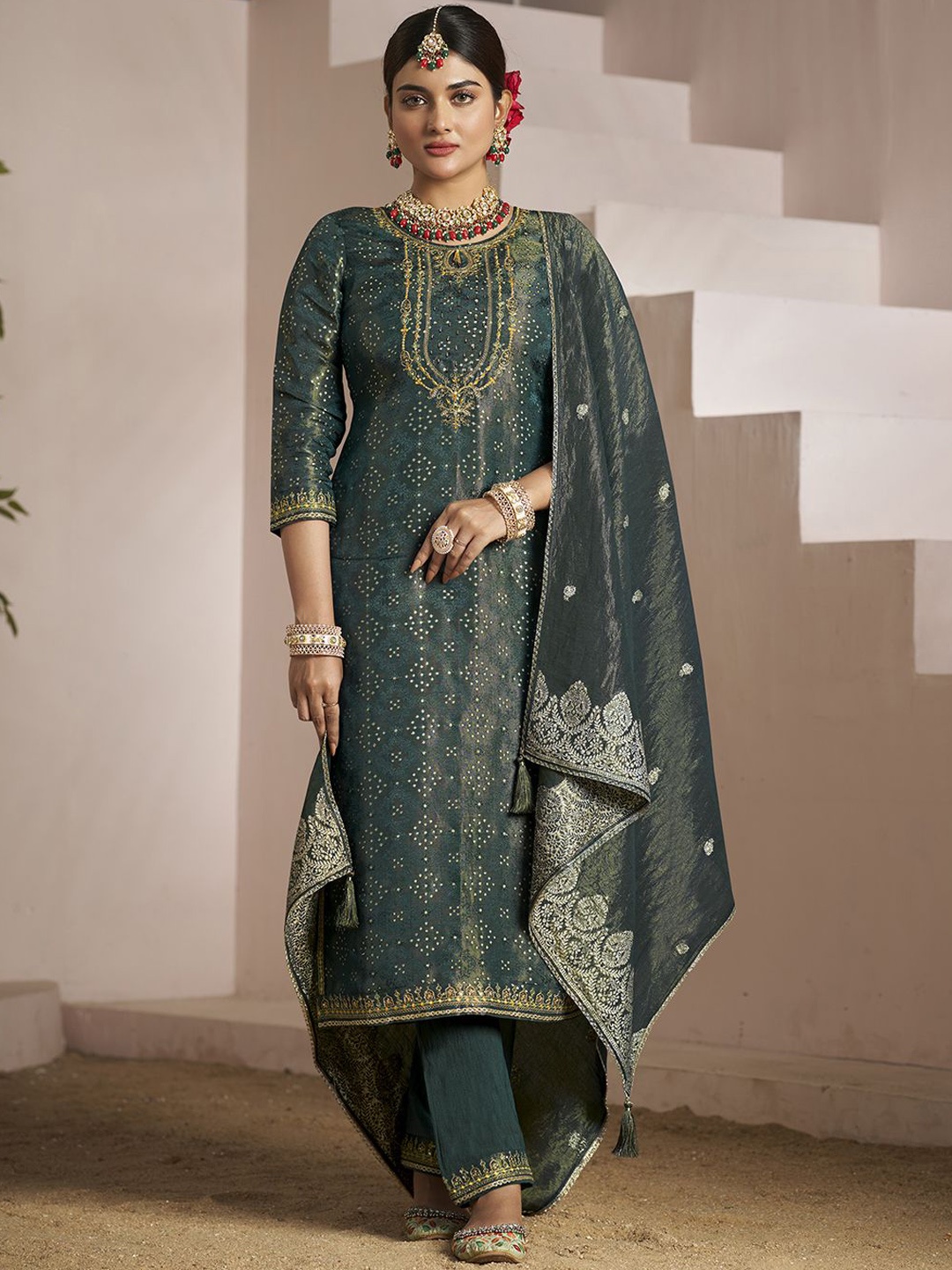 

Kvsfab Floral Embroidered Zari Work Jacquard Straight Kurta With Trousers & Dupatta, Blue